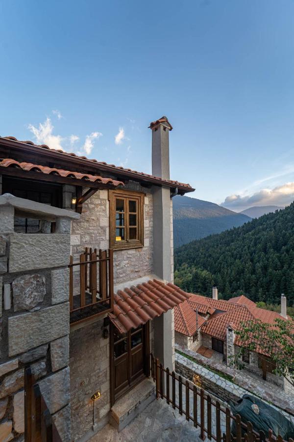 Maisonette Korfes-Κορφές-Μ Δύο Αυτόνομοι Όρoφοι Της Βίλας Κορφές Για Οικογένειες Και Μικρές Παρέες Karpenísion Exterior foto
