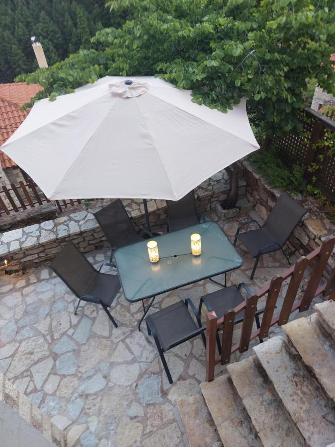 Maisonette Korfes-Κορφές-Μ Δύο Αυτόνομοι Όρoφοι Της Βίλας Κορφές Για Οικογένειες Και Μικρές Παρέες Karpenísion Exterior foto